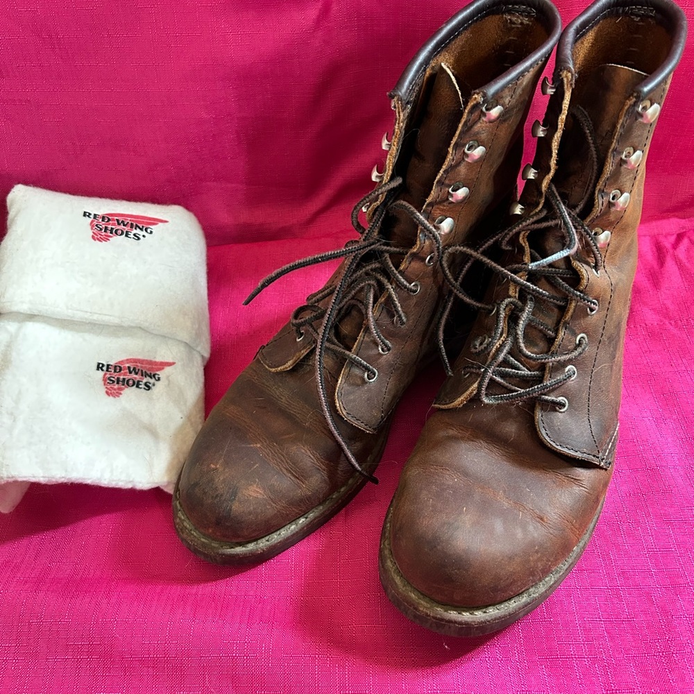Rarely worn Red Wing Heritage Silversmith boot in Copper